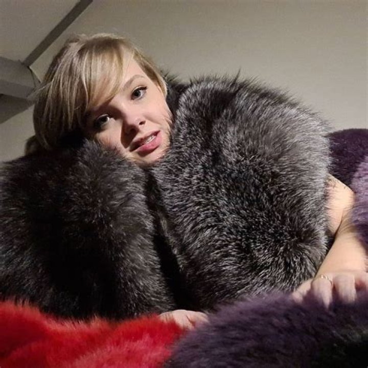 Are bearskins real fur?