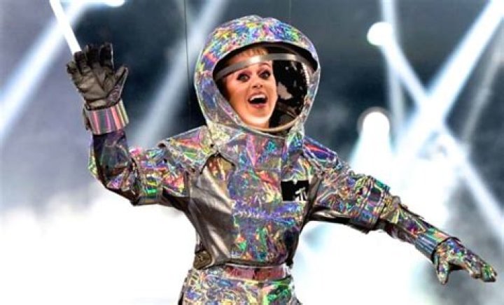 Can I pay to go to space?