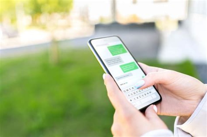 Can you text 999?