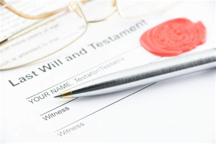 Can you use a deceased person's bank account to pay for their funeral UK?