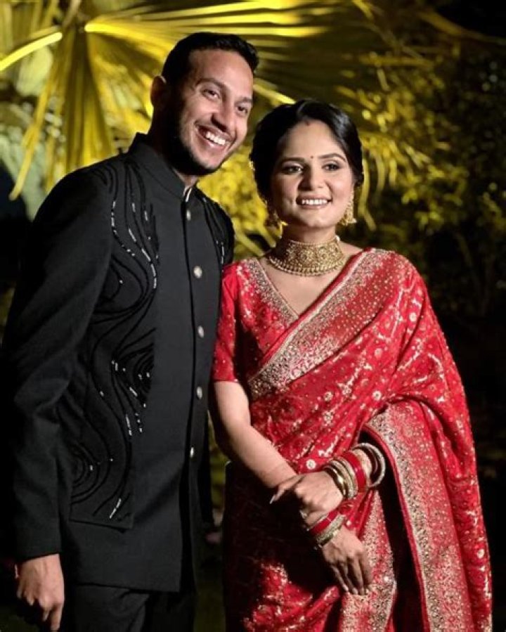 Does Ritesh Agarwal know to code?