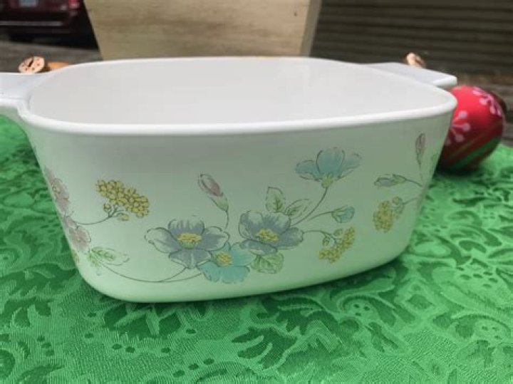 Is CorningWare toxic?