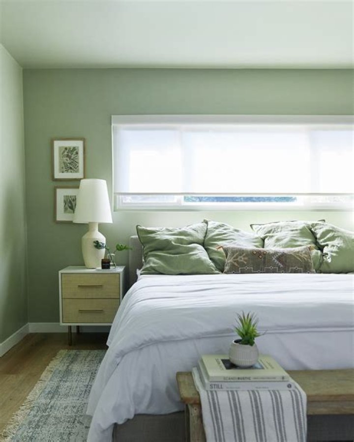 What Colours are good for a master bedroom?