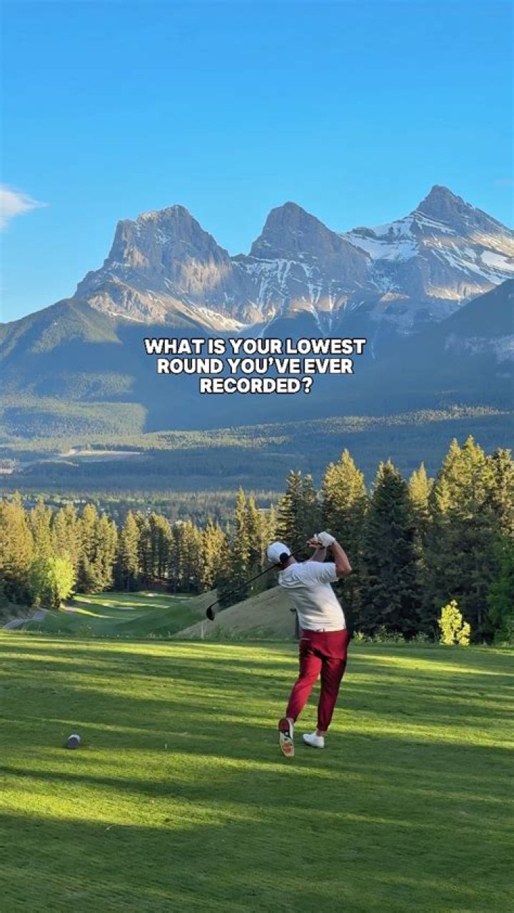 What is Tiger's lowest round?