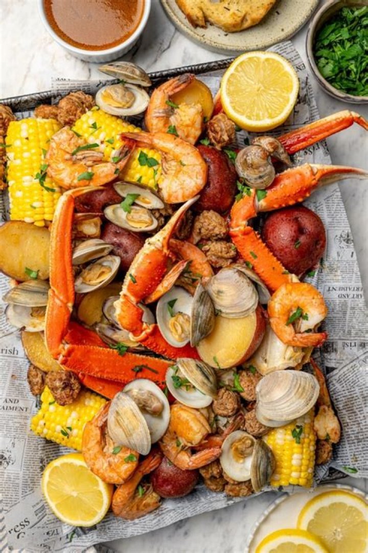 What seafood is Florida famous for?