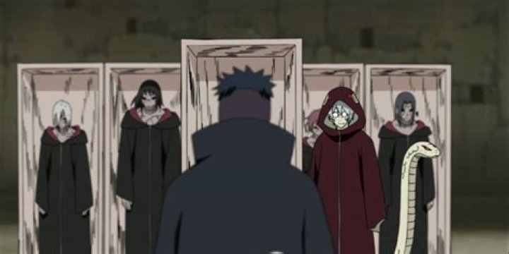 Who was obito going to revive?
