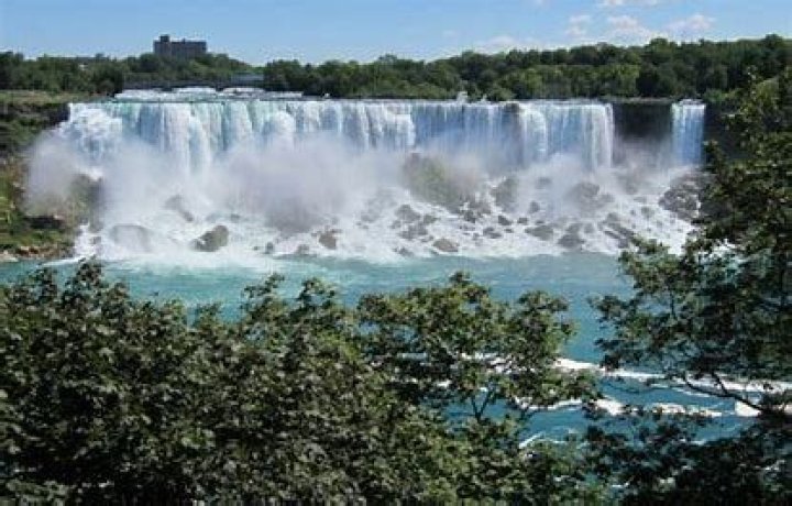 Why did Niagara Falls run dry in 1848?
